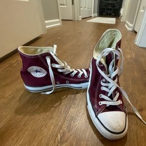 High top chuck Taylor’s
